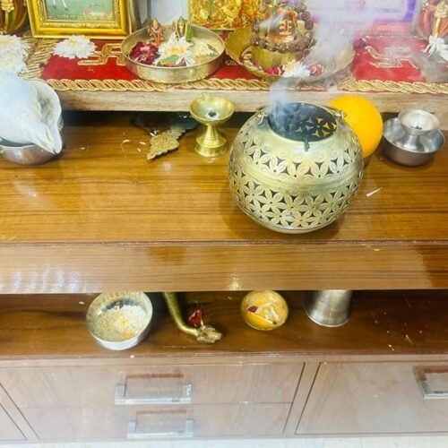 Metal Antique 5 Inch Degchi Lota Style Incense Dhoop Burner with Hanger Perfect for Home Décor Pooja Multi Use Dhoop Dani Stand & Tea Light Holder – Gold Finish