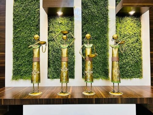 Metal Multicolor Rajasthani Decorative Musician